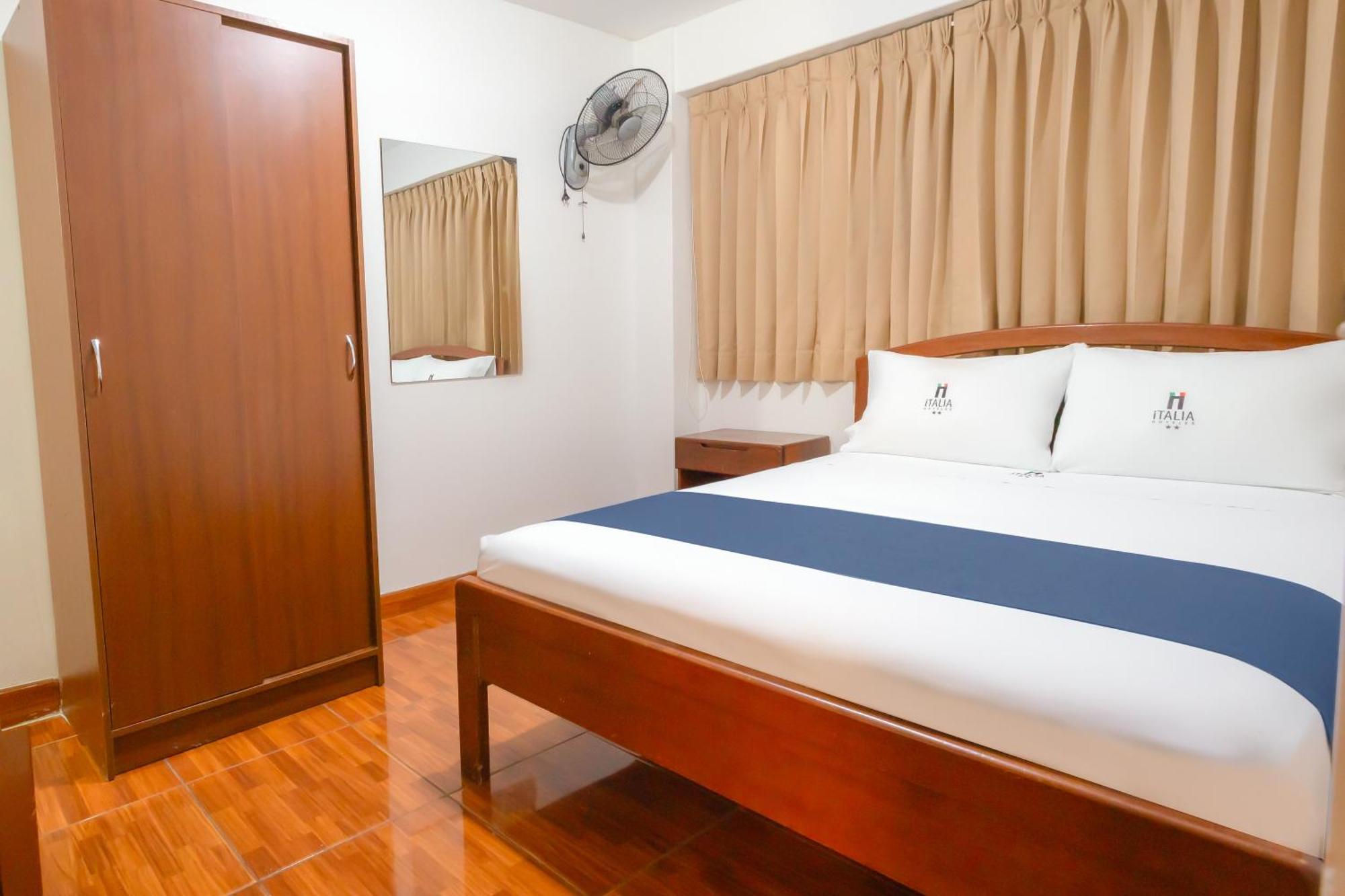 Hotel Italia I Chiclayo Bagian luar foto
