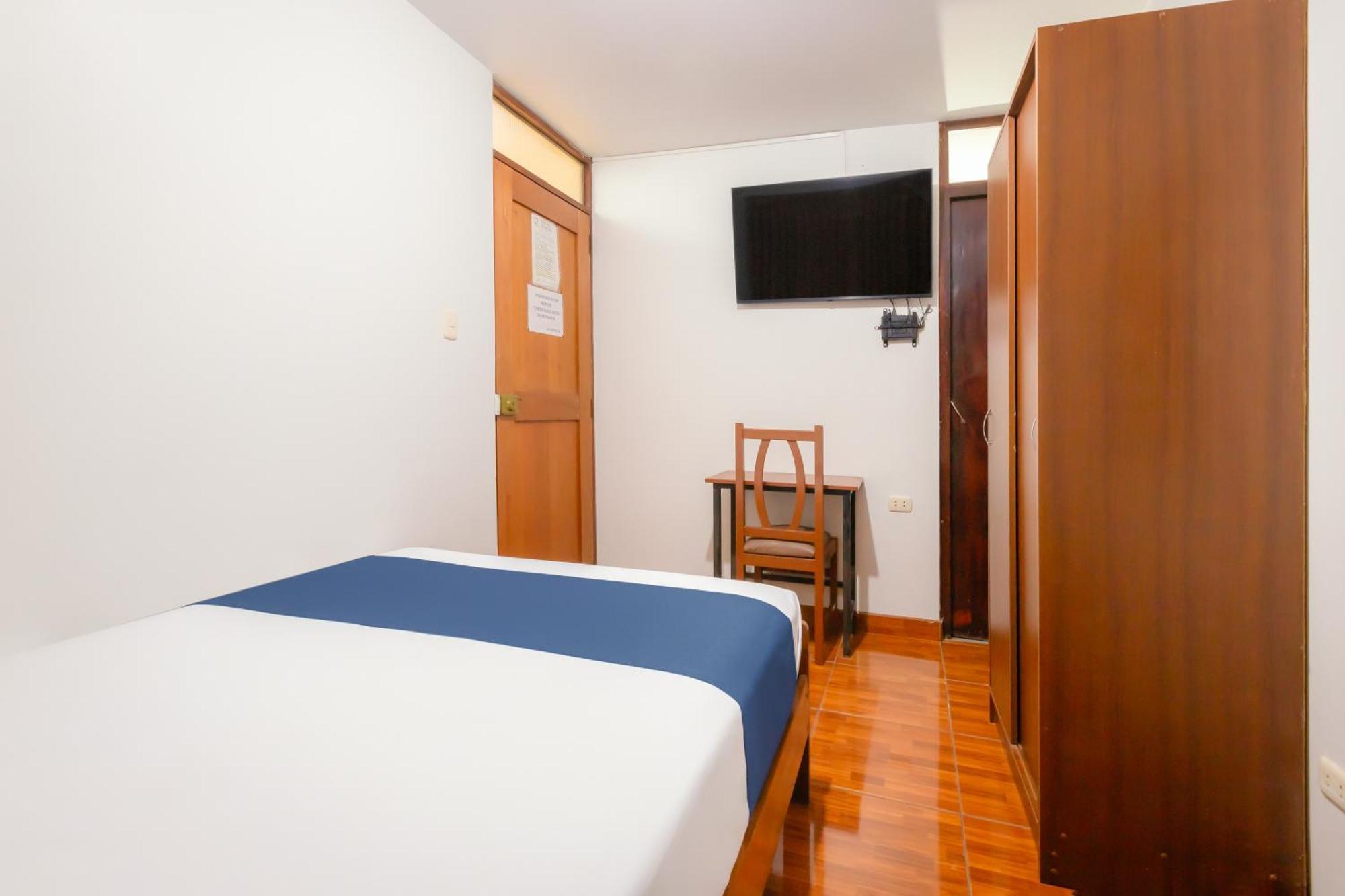 Hotel Italia I Chiclayo Bagian luar foto