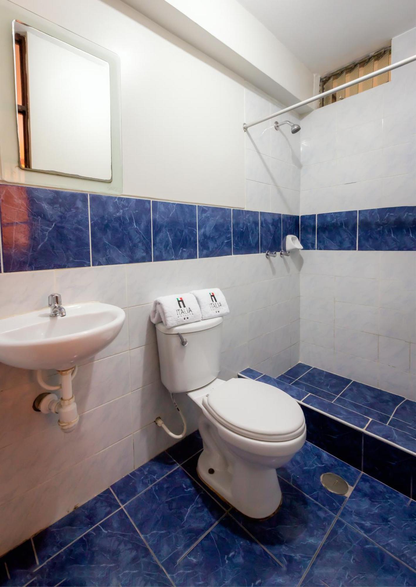Hotel Italia I Chiclayo Bagian luar foto