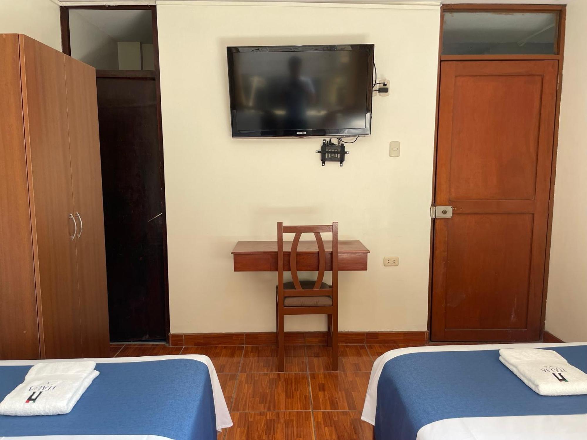 Hotel Italia I Chiclayo Bagian luar foto